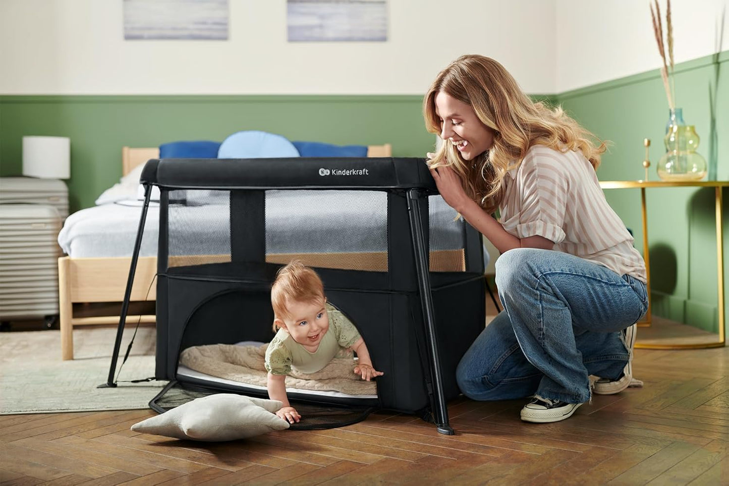 Kelioninė lovytė–maniežas KINDERKRAFT CAMI 3 in 1, juoda